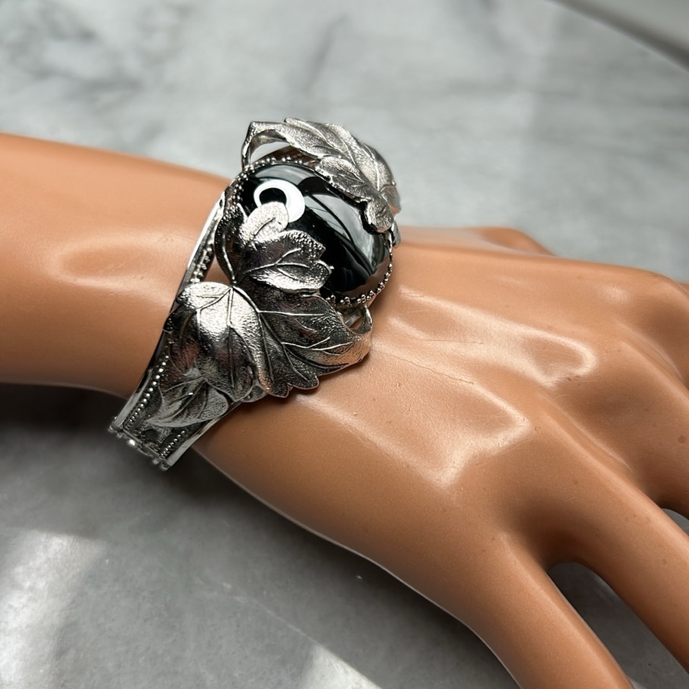 Whiting and Davis vintage silver plated hinged bracelet hematite cabochon stone - Picture 3 of 15